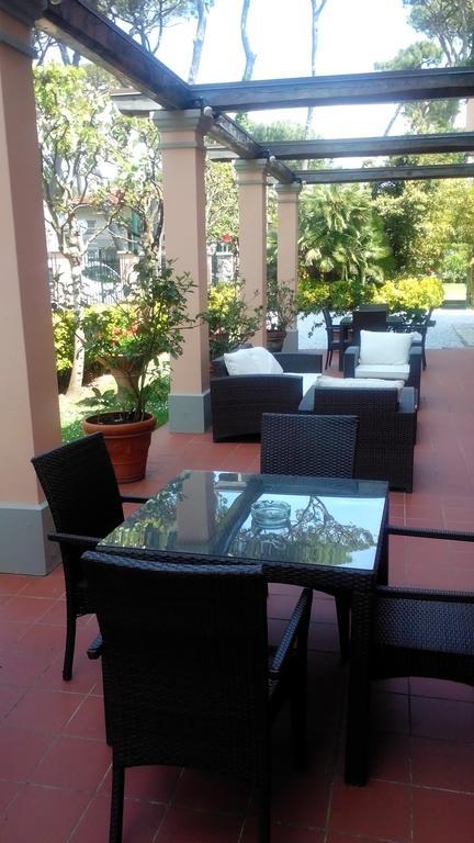 Hotel Astor Victoria Forte dei Marmi Exterior foto