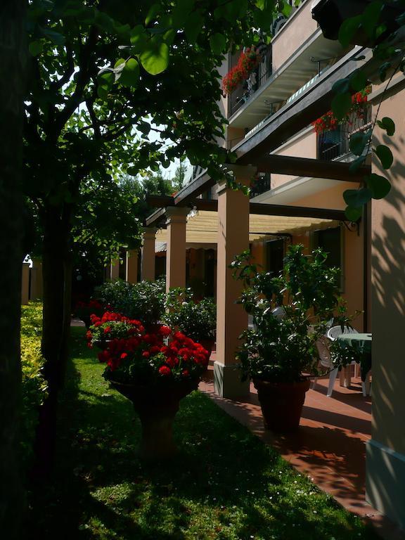 Hotel Astor Victoria Forte dei Marmi Exterior foto